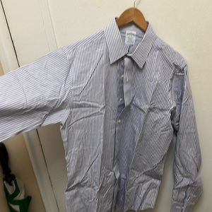 Brooks brothers 15-35 dress shirt